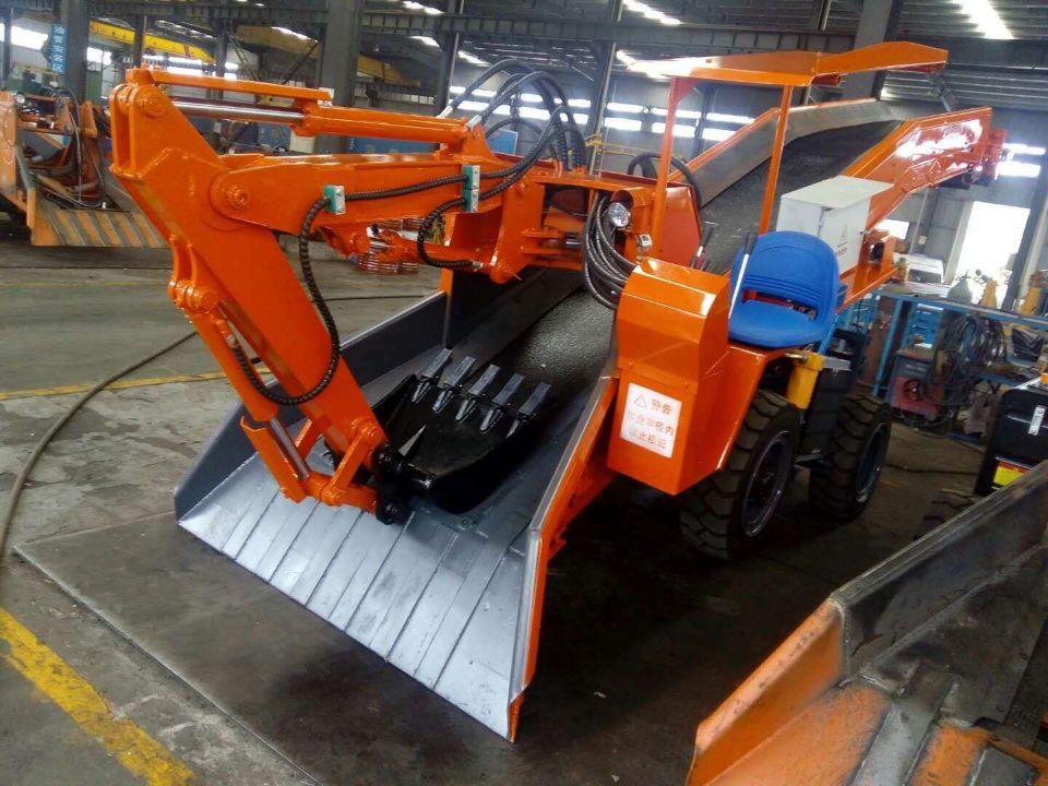 小型扒渣機(jī)如何有效避免*事故，這三大項(xiàng)操作規(guī)程要牢記 