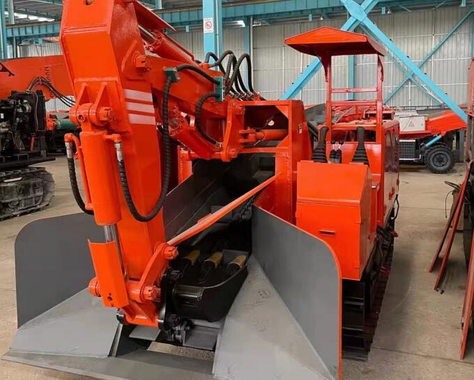 扒渣機為什么又被稱為挖掘式裝載機呢？